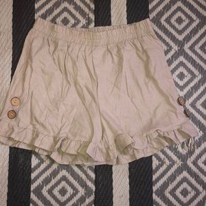 Ruffle shorts